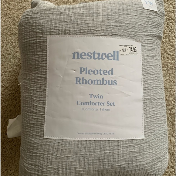 Other - Brand New! Twin Comforter with 1 Sham, color Light Gray.